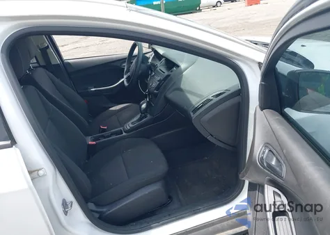 2016 Ford Focus S из США, поврежденный, VIN 1FADP3E20GL233089